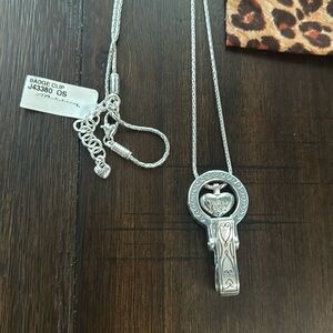 BNWT Brighton Badge Clip Necklace